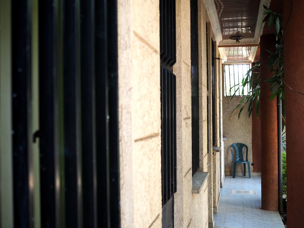 Manuhie Backpackers Lodge Бахр-Дар Номер фото